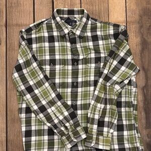 Banana Republic Mens XL Lightweight Green and Grey Flannel Plaid Shirt